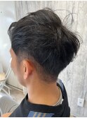 働く男のスッキリ黒髪ショート ツーブロック/ビジネス/スーツ