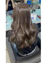 アグ ヘアー ドルチェ 静岡青葉通り店(Agu hair dolce) 《Agu hair 出雲式》美人コテ巻き風大人パーマスタイル