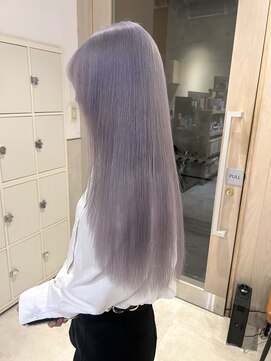 フリーラ 表参道(freera) ホワイトパープルカラーラベンダーカラーケアブリーチカラー