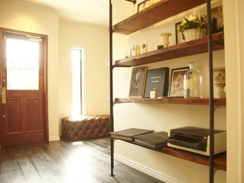 リッツミト(RITZ mito)の写真/東京で磨かれた実力派スタイリストがマンツーマンで施術◇ゆったりとしたサロンタイムをお過ごしください＊