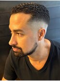 フェードカット バーバースタイル アイロンパーマ 20代