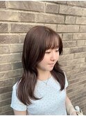 オリーブブラウン