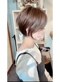 ショートボブ