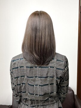 38 ミヤ(MIYA) ヘアケアマイスターによる髪質改善トリートメントで艶々美髪へ♪