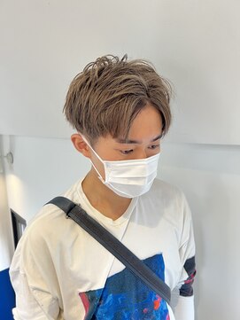 トレス(TRESS) スパイキーショート ハイトーンカラー ミルクティーベージュ