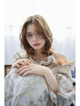 ザシェノンアオヤマ(THE CHAINON AOYAMA) くびれヘア/ミルクティーベージュ/ブリーチなし