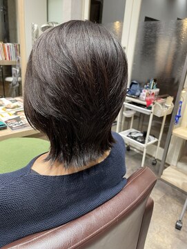 ビースリー ロア 外はねミディアム　オージュア　11/7