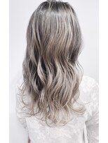 エイト 藤沢店(EIGHT fujisawa)&nbsp;【EIGHT藤沢】竹内ケンゴ☆髪質改善 バレイヤージュ ハイライト