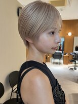 ヤイエ 青山店(yiye)&nbsp;マッシュショート丸みショートボブくびれショート金髪ショート