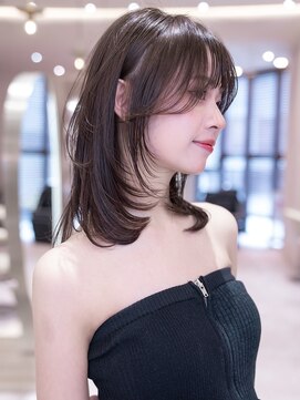 ハバナ 新宿(HAVANA) ミディアムワンホンレイヤーカット×ダークアッシュ/顔周り