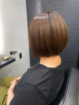 ソラヘアー(SORA hair) 丸みミニボブ×艶ベージュカラー