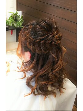 アステリズム(Asterism) 【Asterism】ふんわり♪大人かわいいハーフup☆★☆