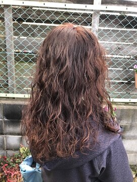 美容室 プラス ワン(PLUS ONE) ピンクベージュ＋ハイライト