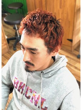 ヘアスタジオ ロメオ(hair studio Romeo) レッドグラデーション×パーマ