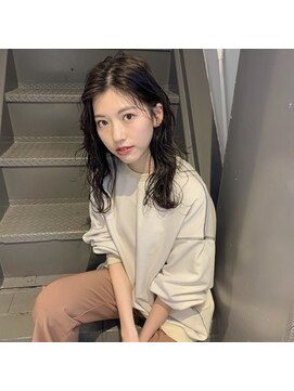 フェンヘアーアイス 中目黒(Fen.hair ici) 黒髪ロング　パーマ　レイヤー