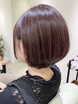 アイ(I.) 【 Ｉ. 】くせ毛の方にもおすすめショートボブ　川口