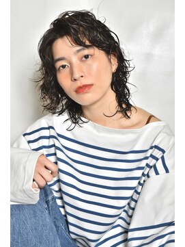 ヒアカアヴェダ 天神VIORO (Heaka AVEDA) ウルフカット　【20代/30代/40代/髪質改善】