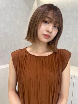 エジョン 幡ヶ谷店(Aejon) 斜めバングデザインカラーシルキーベージュ