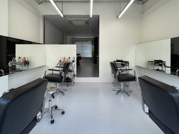 サイ(sai)の写真/【ラボのようなスタイリッシュな空間】カウンセリングから施術まで一気通貫!お悩みも話しやすい◎