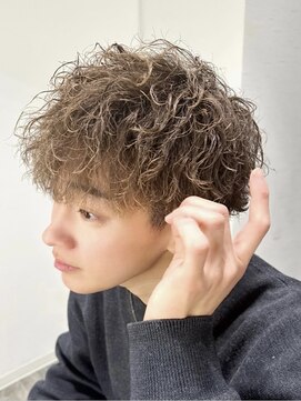 ビューネオ(VIEW NEO) メンズパーマ/スパイキーショート/ツイスト/ハイトーン/谷町