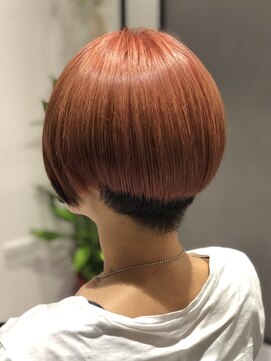 スカーレット(Scar/let) アンブレラカラー/白髪ぼかし/レッドオレンジ/ショートボブ