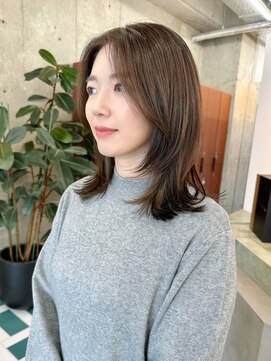 ノエ(noe) ミディアムレイヤー(20代/30代/ベージュ/グレージュ)C105