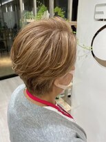 コワフェル ド エクセル 白楽店(la coiffure de excel)&nbsp;白髪を活かした3Dハイライトカラー