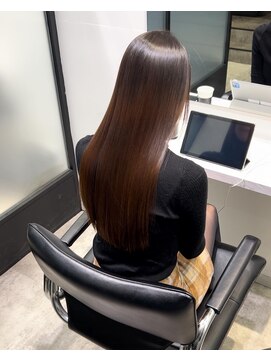 サロウィン 銀座(SALOWIN) 髪質改善トリートメント