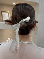 ヴィサージュアクト(VISAGE a.c.t) カチモリシニヨンアレンジ