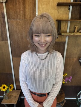 ローグ(Looog) ホワイトベージュカラー