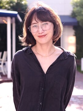 ビュートリアム 福岡(BEAUTRIUM) 乾かすだけで決まる重さを残した顔まわりレイヤーマッシュボブ