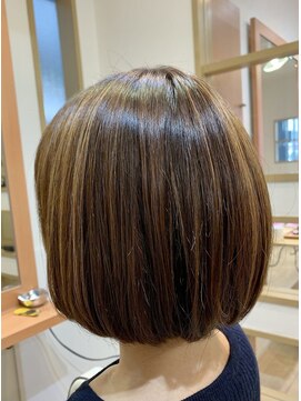 プラスワン 自由が丘(+ONE) 【＋ONE 自由が丘】お客様スナップ＜ハイライト×ボブ＞