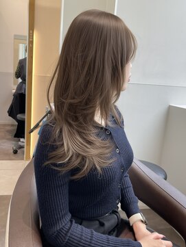 ブリーチなしオリーブグレージュ韓国