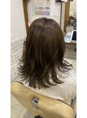 ＊柔らかく揺れる、大人の外ハネミディ＊