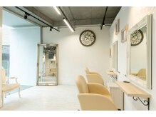 カシュカシュ アネックス(cache cache annex)の雰囲気(クラシカルな雰囲気で可愛くお洒落な店内♪)