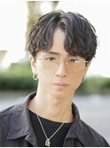 ゆるめシャドウパーマセンターパートルーズパーマ刈り上げ