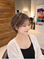 ロハスバイケンジ(LOHAS by KENJE)&nbsp;白髪染めが少なくなる白髪ぼかしくびれショート