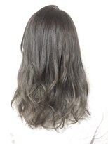 ワルツ(Waltz)&nbsp;シルバーグレイジュ【Waltz】/イメチェン/似合わせカット