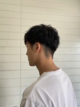 ゼン(ZEN) やり過ぎないツイストスパイラルパーマ