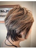 茅ヶ崎大人白髪ぼかしハイライトショート。