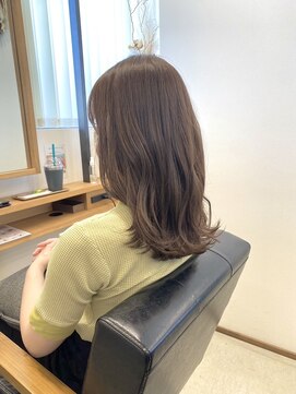 ソッカ(socca) 愛されセミロングが人気