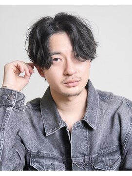 レタッチバイフィフス(RETOUCH by fifth) センターパートニュアンスパーマワンカールパーマ韓国コンマヘア