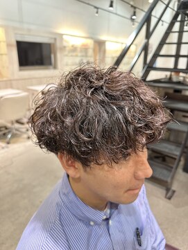 グランデュール 浜松東若林店(GRANDEUR) 波巻きパーマ