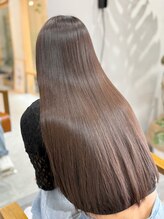 カラーへのこだわりと追求 カラーで髪質改善 トリートメントは唯一無二 他とは違う髪質改善