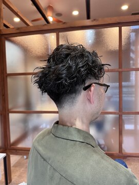 ラウハ 海浜幕張(RAUHA) ニュアンスパーマ/韓国マッシュ/スパイキーショート/海浜幕張