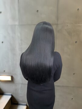 エッセンシア 表参道店(ESSENCIA) 【髪質改善/縮毛矯正】髪質改善×マリアージュブルー