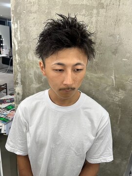 メンズサロン キング 高槻店(Men’s salon K!ng) 波巻きツイストスパイラルパーマ/フェザーパーマ/眉毛/メンズ