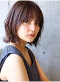 イメチェン/ホワイトブロンド/外ハネボブ/美髪/表参道/髪質改善