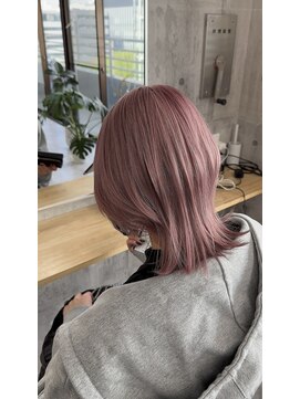 モニカ 栄店(MONIQA) ピンクカラー