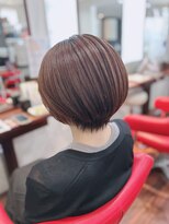 カラーズアンドロッソ(Colors&Rosso)&nbsp;丸みひし形ショートボブ